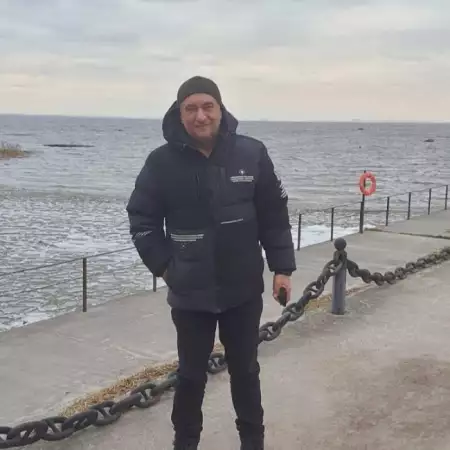 Salih, 51موسكو, روسيا 