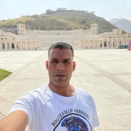 Malik, 45الإمارات العربية المتحدة 
