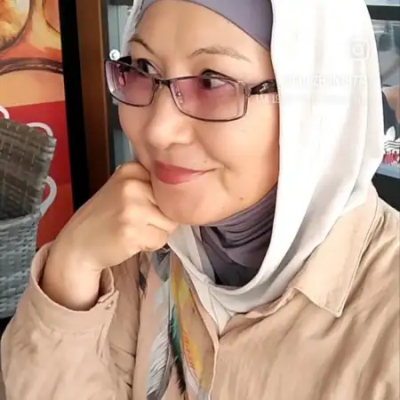 Guljan, 49أومسك, روسيا 
