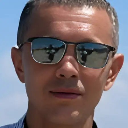 Azat, 50كراسنويارسك, روسيا 