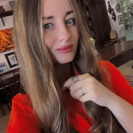 Sofiya, 33Taganrog, روسيا 