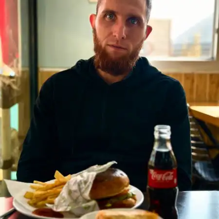 Adam, 27Kumertau, روسيا 