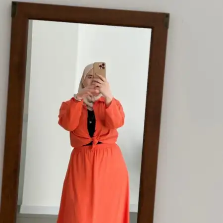 Aisha, 33Azusa, الولايات المتحدة 