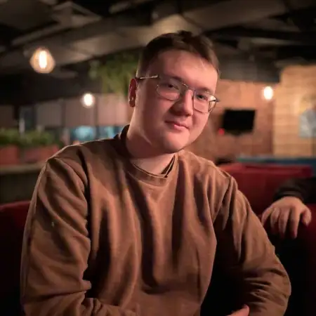 Roman, 22روسيا 