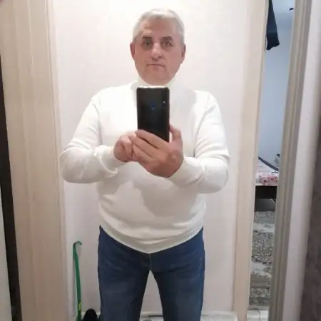 Albert, 54أوليانوفسك, روسيا 
