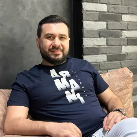 Rayan, 45New York, الولايات المتحدة 