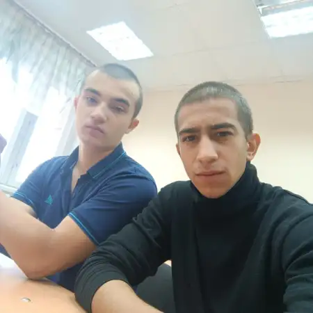 Ali, 23Rich Saba, روسيا