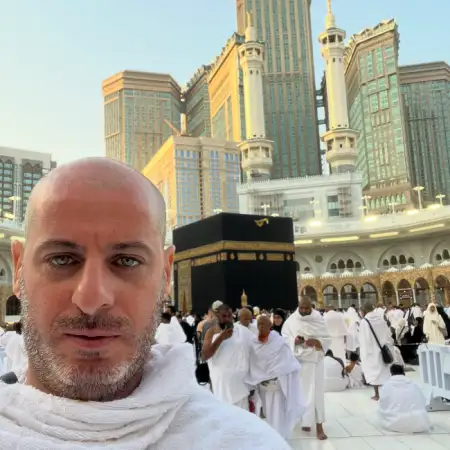 Mohammed, 42 المغرب