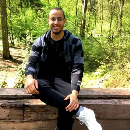 Abdalla, 24مصر 