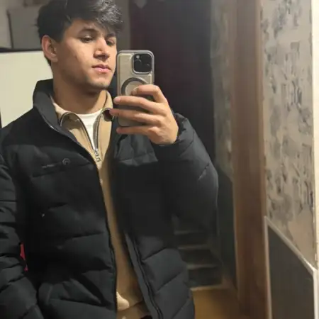 Ali, 26طاجيكستان 