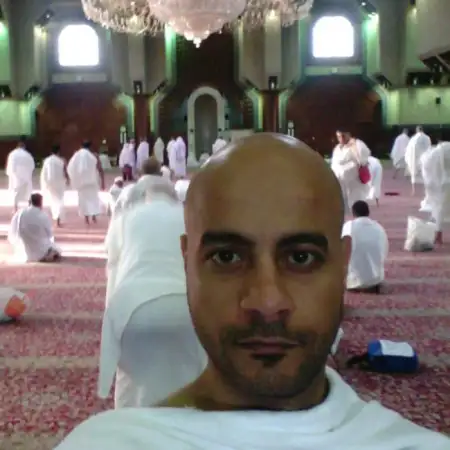 Mostafa, 44مصر 
