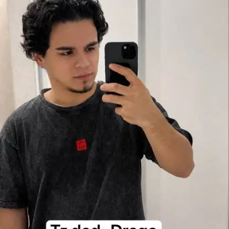 Hu, 26موسكو, روسيا 