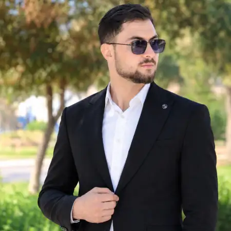 Ahmed, 26العراق 