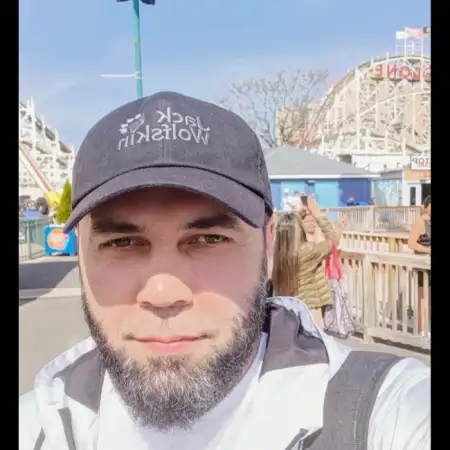Ali, 44Beslan, روسيا 