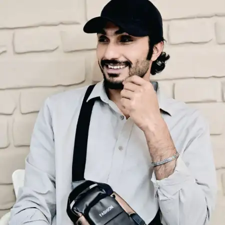 Abdullah, 25باكستان 