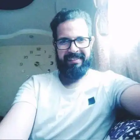 Mohamed, 31المغرب 