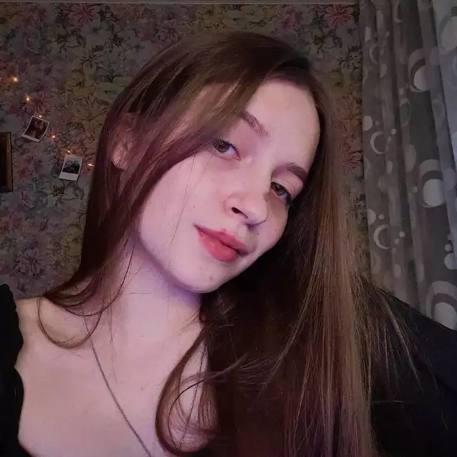Alina, 28, موسكو, روسيا - موقع التعارف الإسلامي