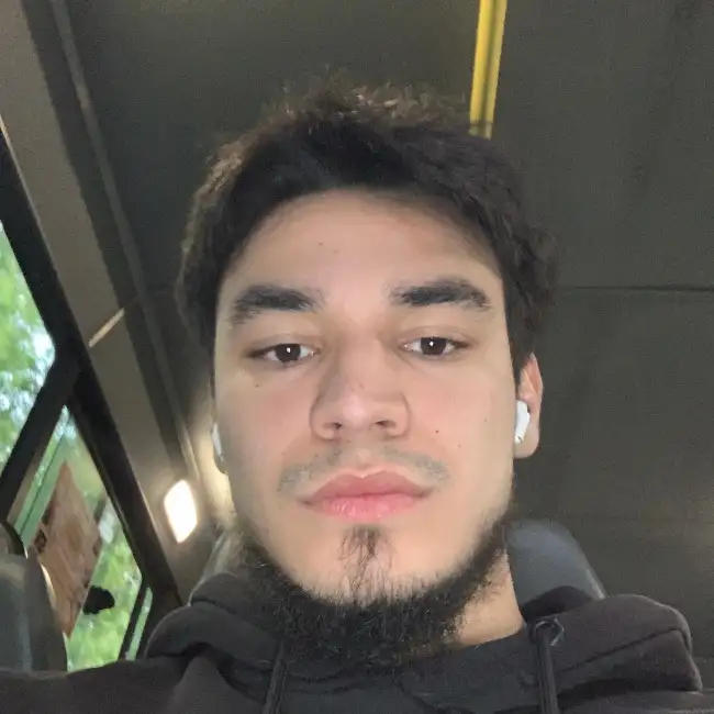 Damir, 23, موسكو, روسيا - موقع التعارف الإسلامي