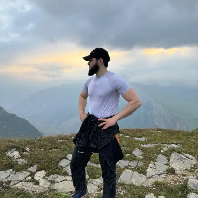 Mansur, 22, موسكو, روسيا - موقع التعارف الإسلامي