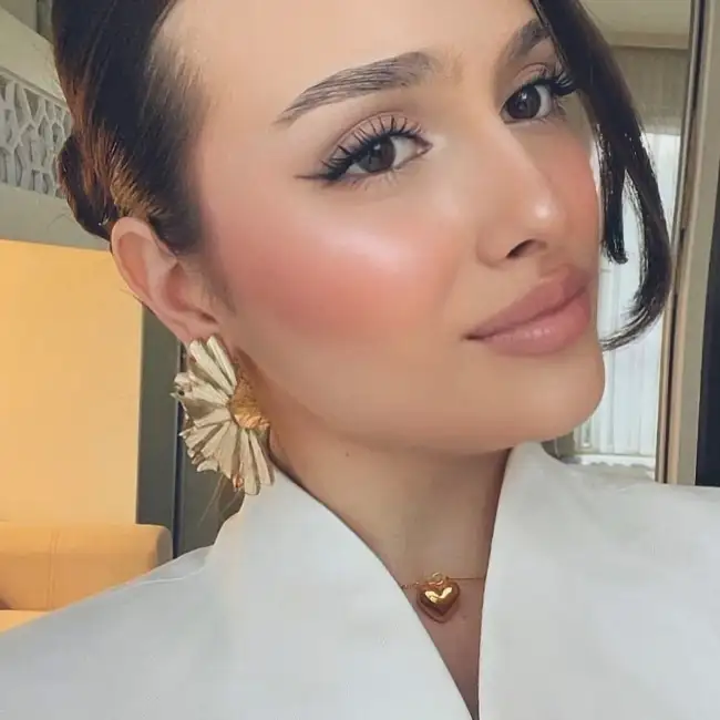 Milana, 19, روسيا - موقع التعارف الإسلامي