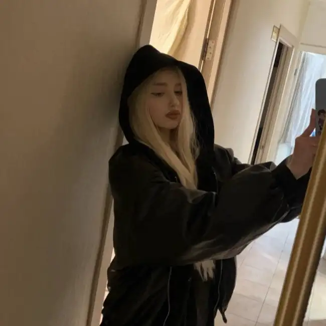 Evonla, 24, Saint Petersburg, روسيا