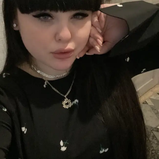 Viktoriya, 23, فورونيج, روسيا - موقع التعارف الإسلامي