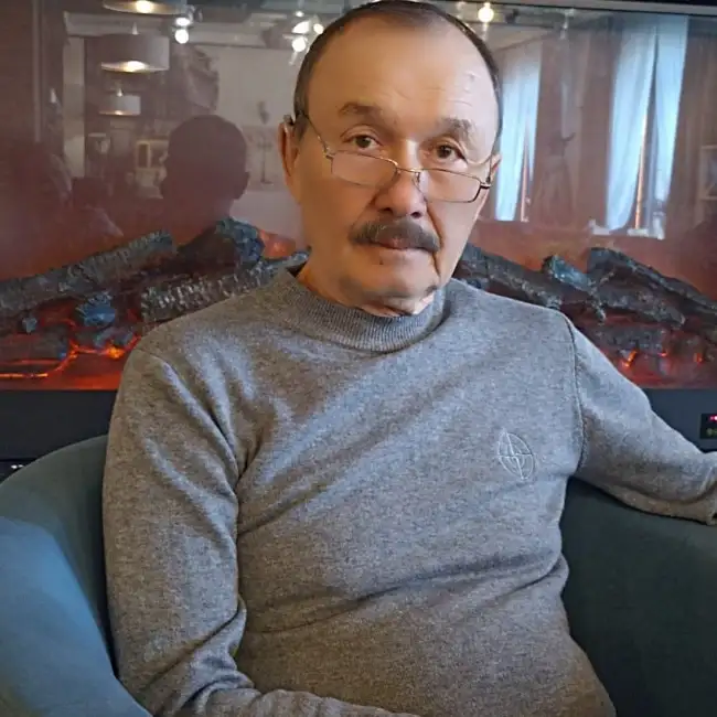 Sufiyan, 70, روسيا