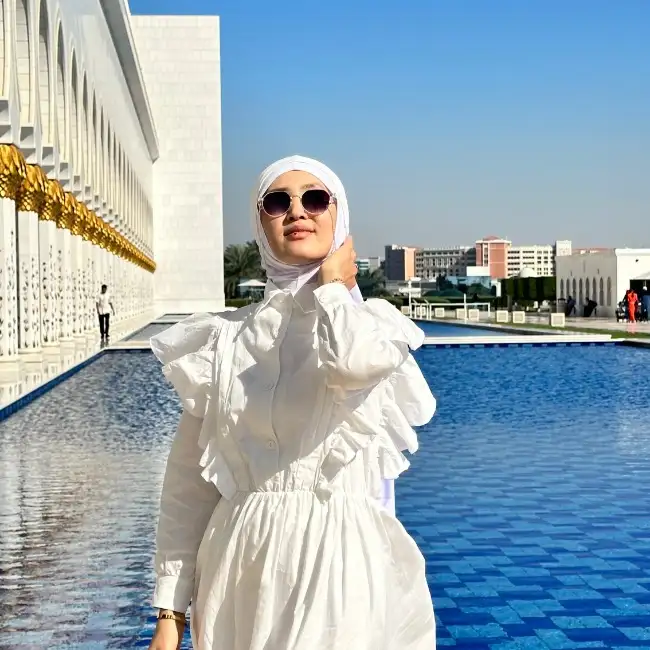 Nur